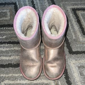 Girls UGG boot